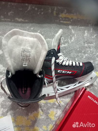 Коньки хоккейные, подростковые