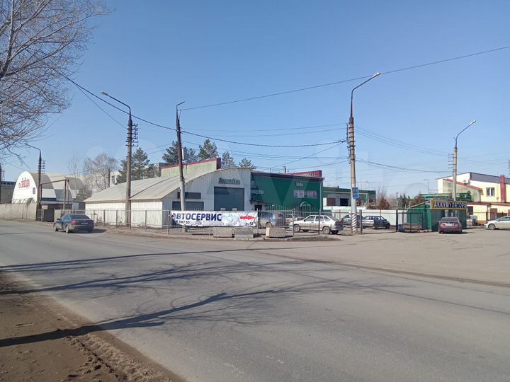 Автокомплекс, помещение с арендатором 548 м²