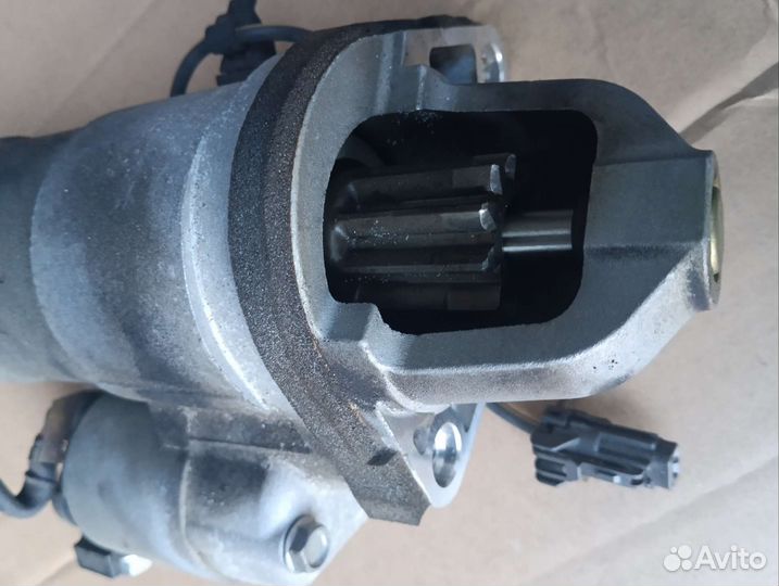 Стартер Nissan / Infiniti 23300-EY00C VQ37 VHR