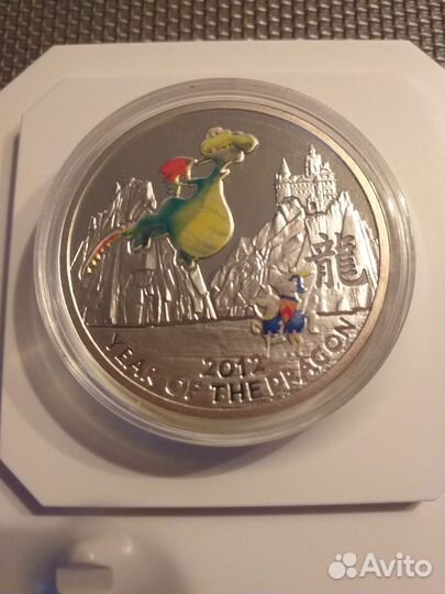 Монета 1 доллар Island Dragon 2012