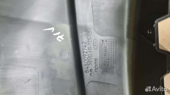 Накладка переднего бампера правая Ларгус FL cross