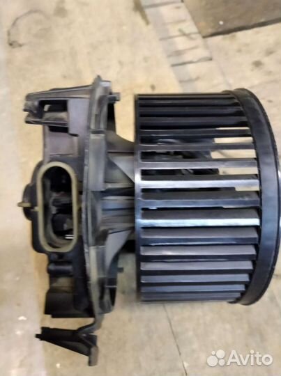 Рено-Логан2012вентилятор печки оригинал