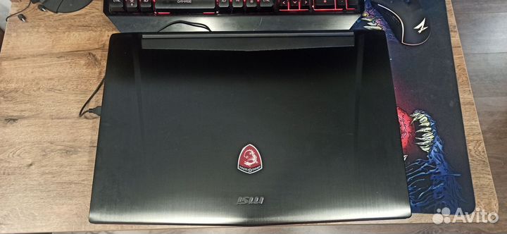Ноутбук MSI GT72 2QE