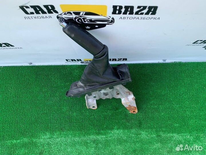 Рычаг стояночного тормоза Ford Mustang