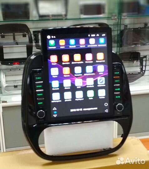 Renault Kaptur магнитола Android Тесла новая