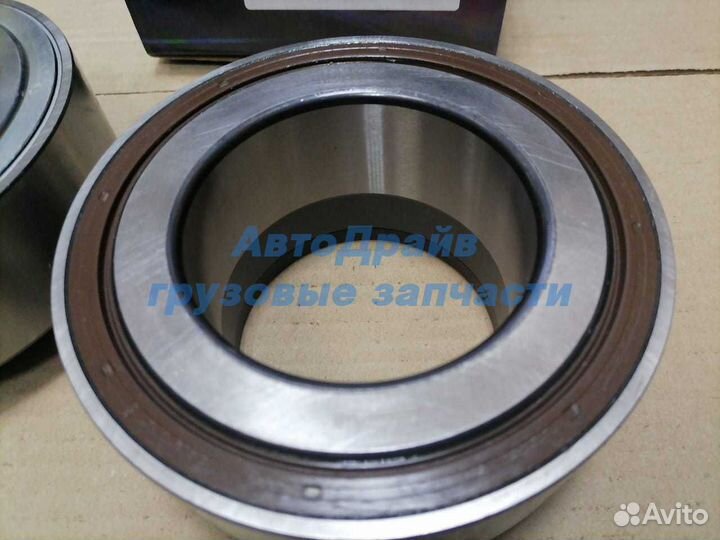 Подшипники ступицы самосвала Даф 8x4