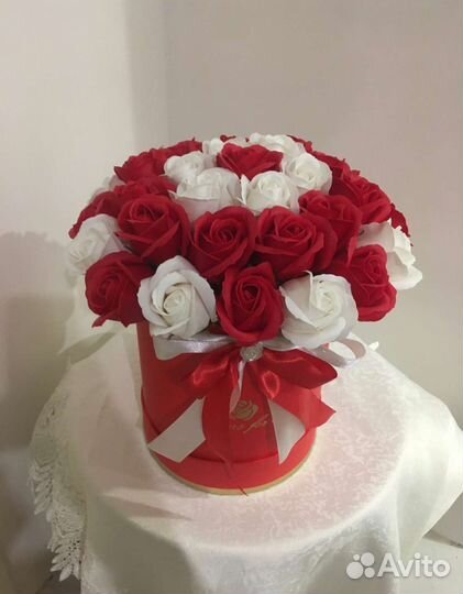 Хит продаж. Букеты в виде сердца из мыльных роз