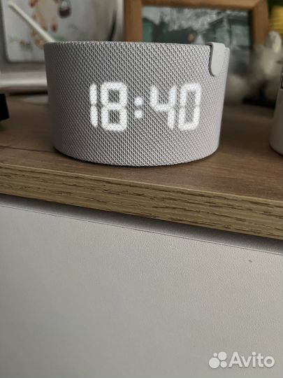 Умная колонка яндекс алиса мини с часами