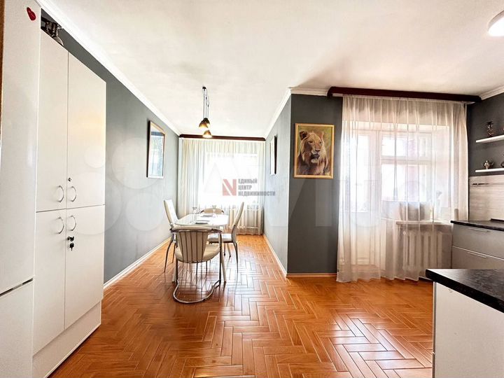 4-к. квартира, 154,3 м², 9/9 эт.