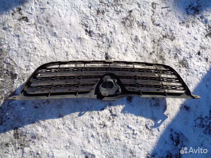 Решетка радиатора Toyota Allex NZE121 1NZ-FE 2002