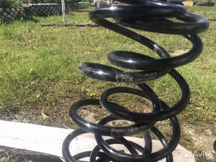 Пружина подвески передняя toyota 48131-1K890