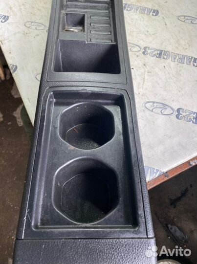 Центральная консоль Nissan Tiida