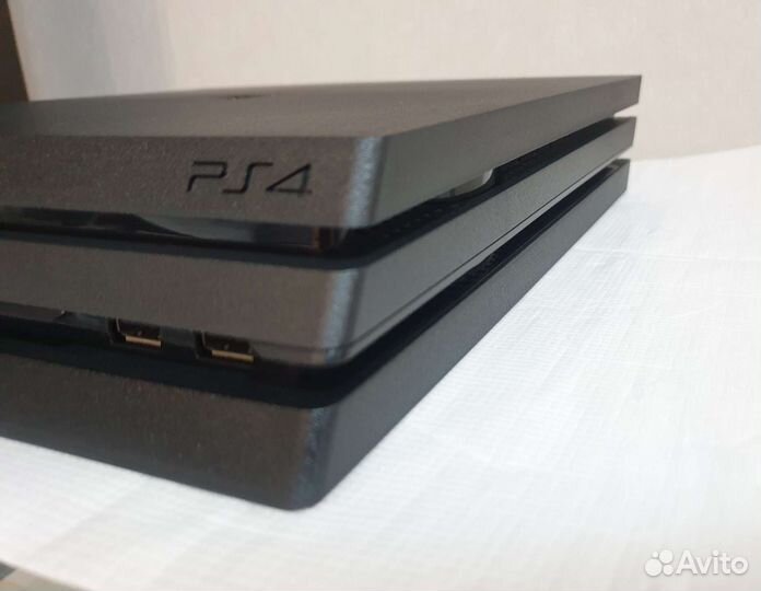 Sony playstation PS4 Pro / SSD Samsung EVO 860