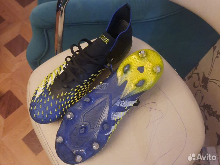 Бутсы adidas predator 44 размер