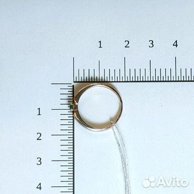 Золотое кольцо с камнем 16р