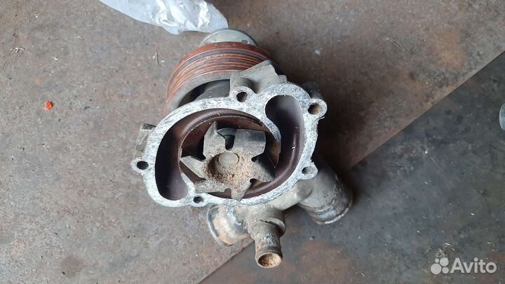 Водяная помпа змз 405,406,409 двигатель