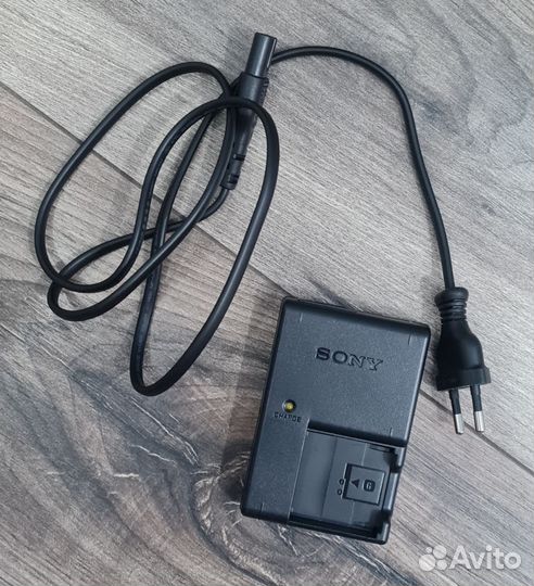 Компактный фотоаппарат Sony Cyber-shot