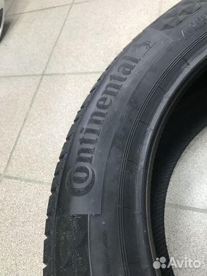 Continental ContiVikingContact 7 SUV 225/65 R17 106T