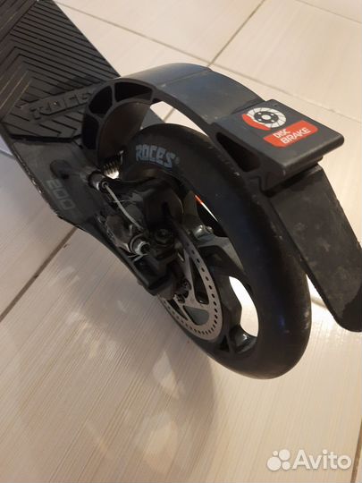 Самокат Roces 200 мм