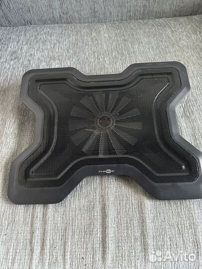 Подставка с охлаждением для ноутбука