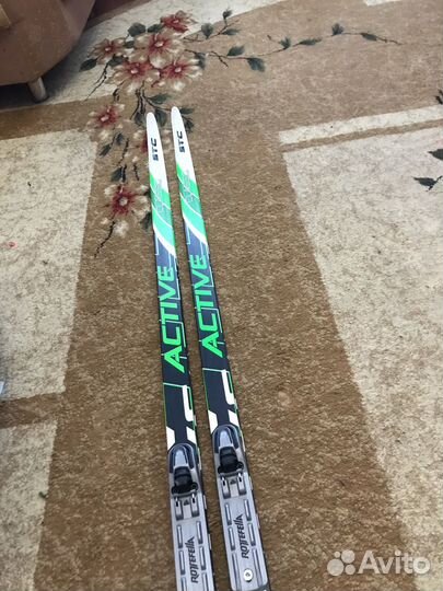 Беговые лыжи