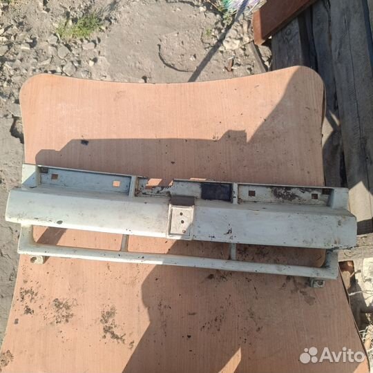 Решетка радиатора ваз 2108