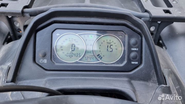 Nissamaran Tyran 700