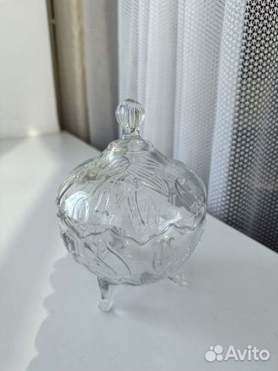 Конфетница с крышкой