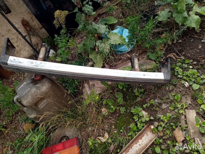 Задний бампер ваз 2107