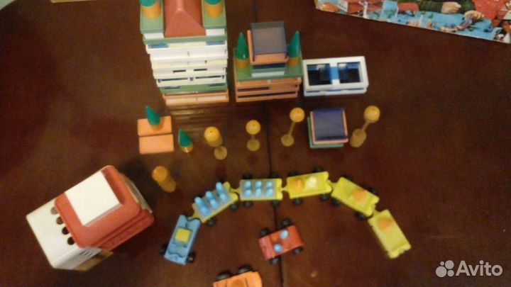 Детский советский пластмас. конструктор Лилипут