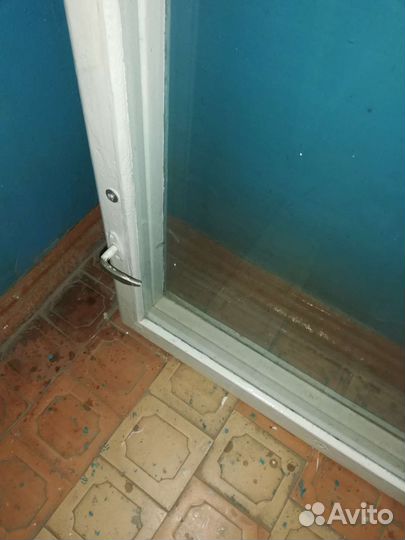 Окно двери форточки со стёклами
