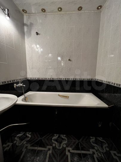 Комната 12 м² в 4-к., 9/9 эт.