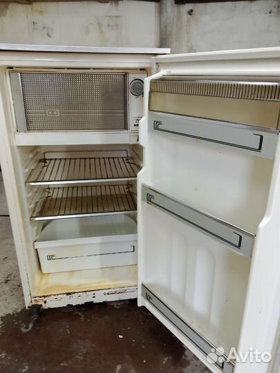 Бытовой холодильник Саратов б/у