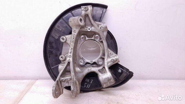 Кулак поворотный задний левый Volkswagen Touareg