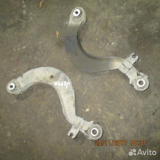 Рычаг поперечный задний Volkswagen Jetta 2006