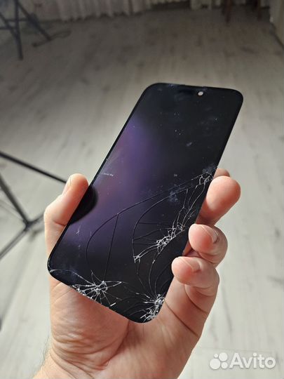 Дисплей iPhone 14 pro max