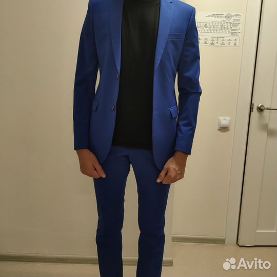 Костюм школьный