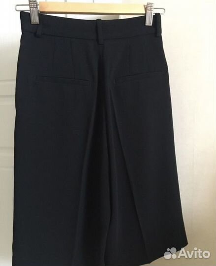 Шорты бермуды hm