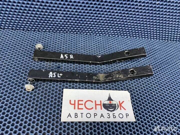 Кронштейн радиатора Audi A5 8T 2007-2011