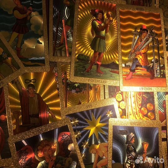 Гадание на таро Гадание на воске Чистка Таролог