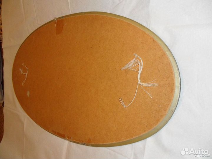 Зеркала настенные овальные