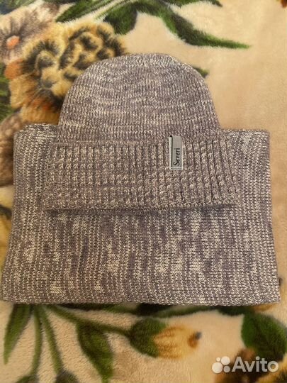 Комплект шапка и шарф женские новые