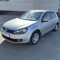 Volkswagen Golf 1.4 AMT, 2010, 237 000 км, с пробегом, цена 680 000 руб.