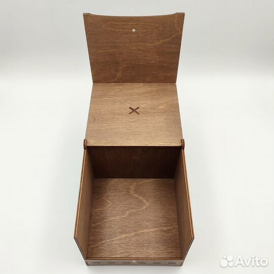 Коробка подарочная деревянная