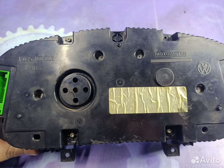 Панель/щиток приборов Volkswagen Golf 4/Bora