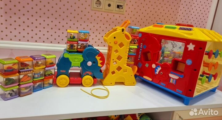 Игрушки фишер прайс с кубиками пакетом