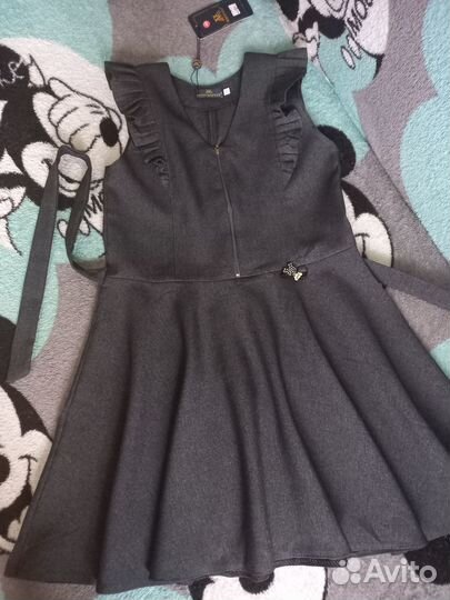 Школьный сарафан серый