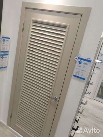 Дверь межкомнатная (Жалюзи)