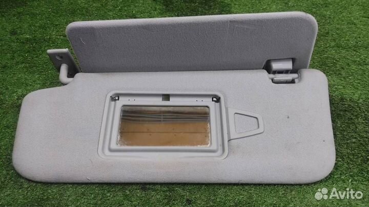 Козырек солнцезащитный левый Mercedes Benz E-clas