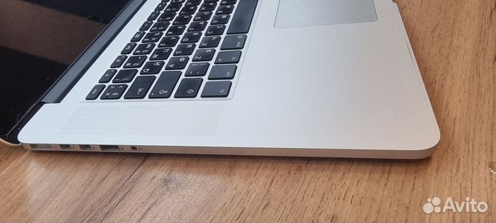 Apple MacBook Pro 15 Retina